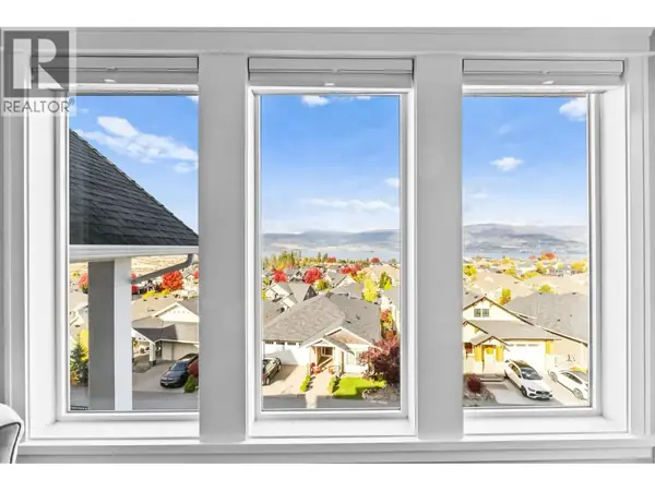 388 Rindle Court panoramic lake and mountain views from interior windows