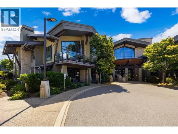 Southwind at Sarsons main entrance with stone and timber architecture
